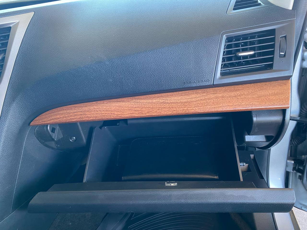 Subaru Outback Limited 4D Wagon AWD 2013