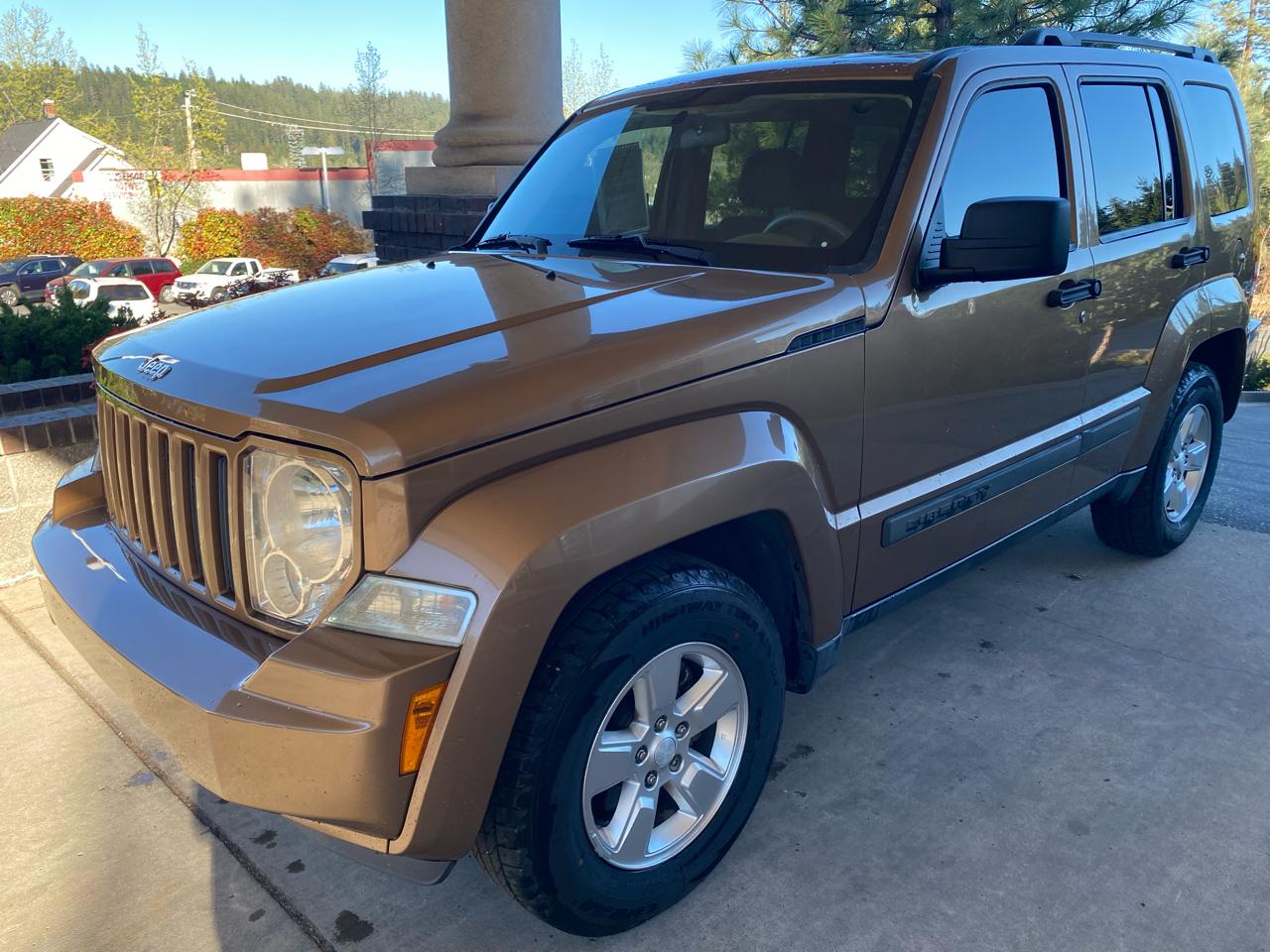 Jeep Liberty RWD 4dr Sport 2012