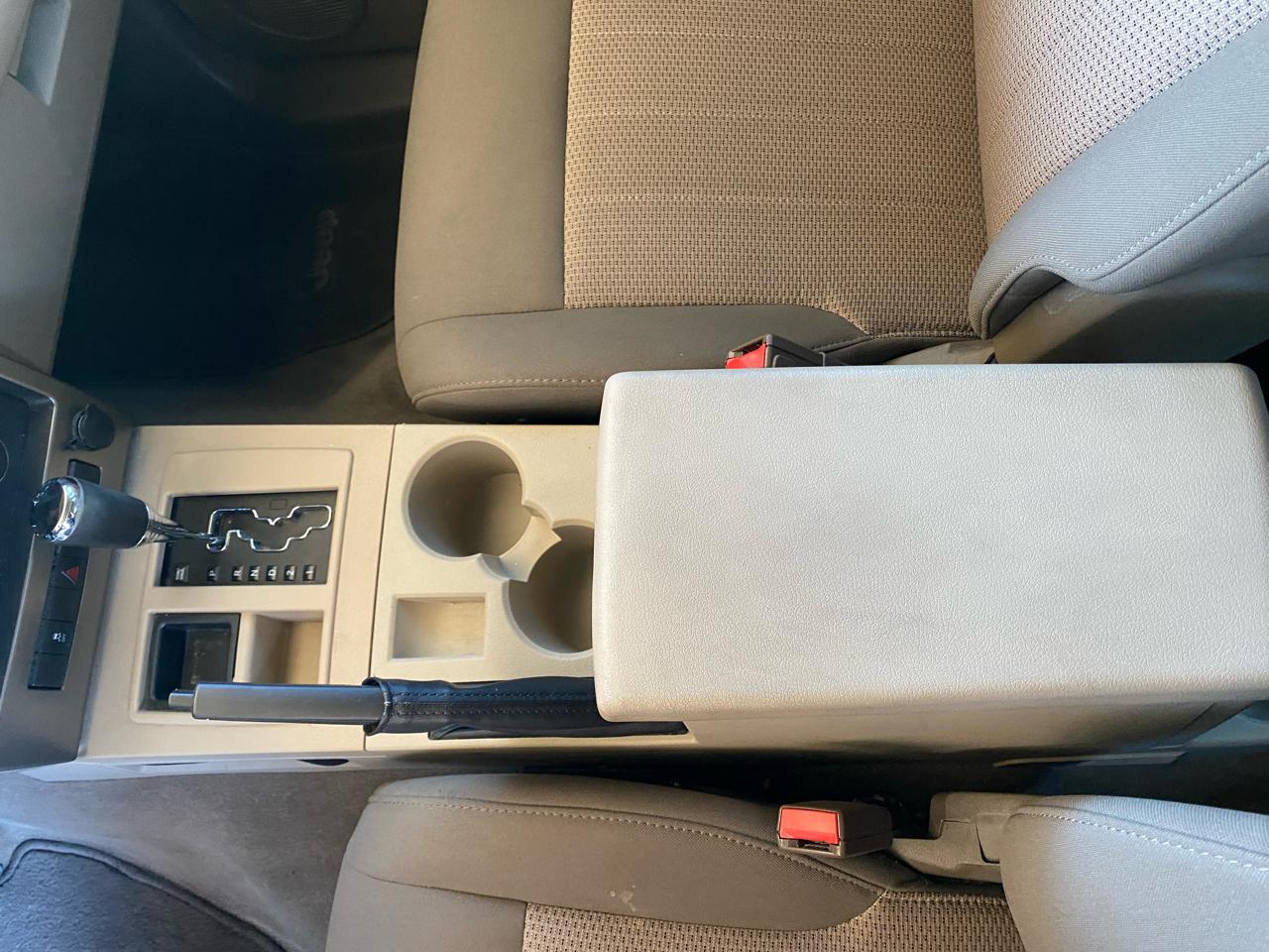 Jeep Liberty RWD 4dr Sport 2012