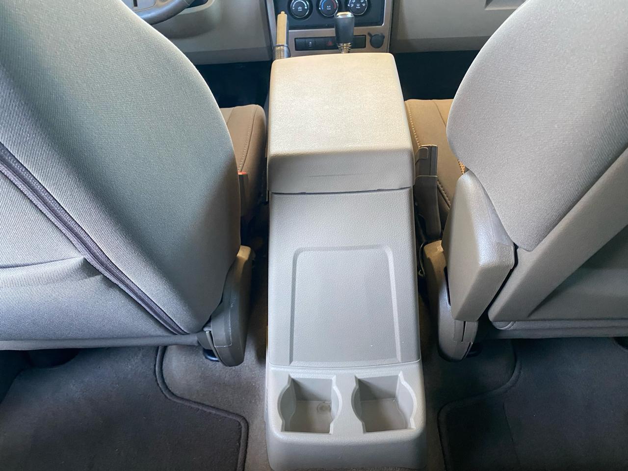 Jeep Liberty RWD 4dr Sport 2012