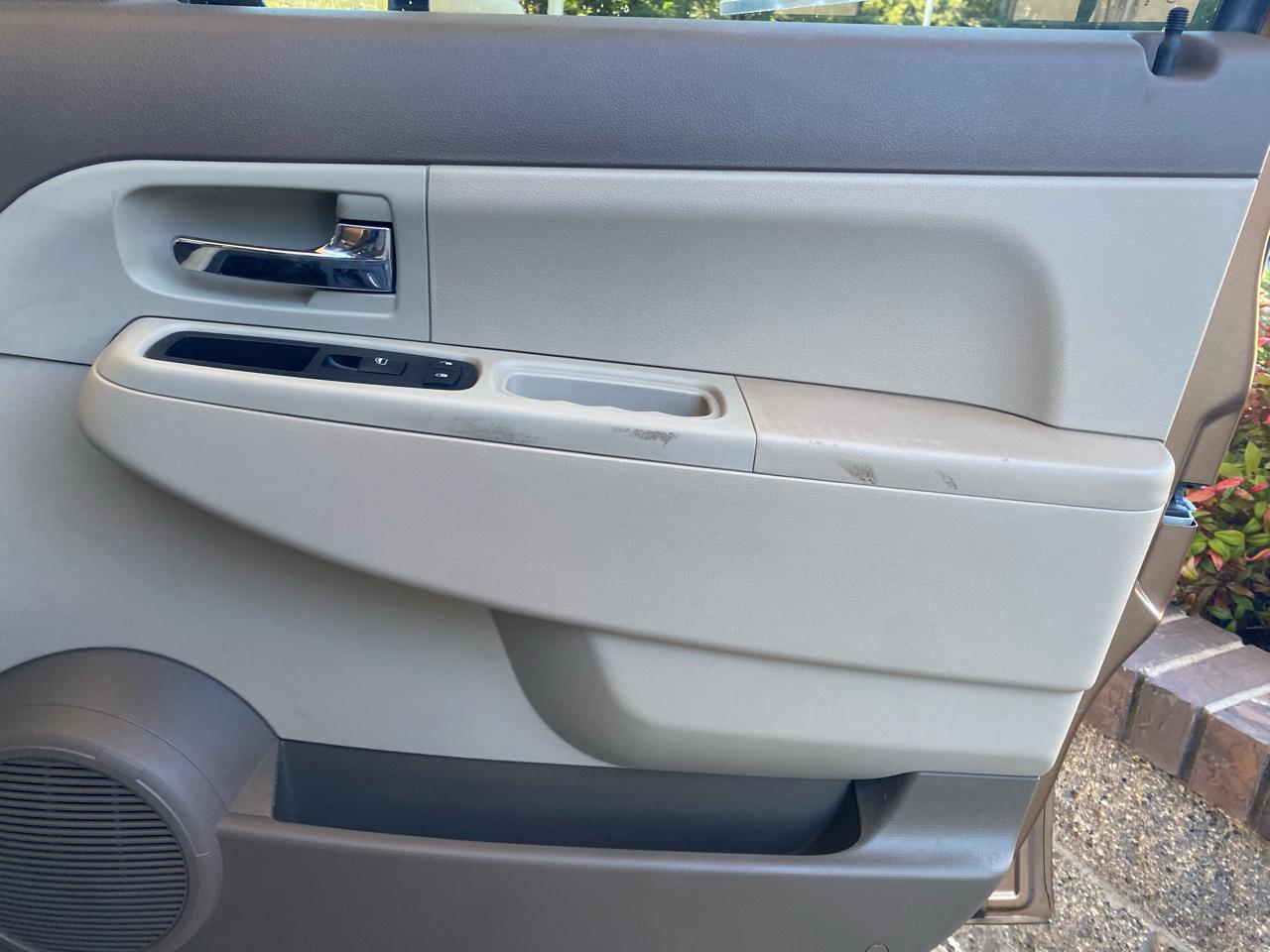 Jeep Liberty RWD 4dr Sport 2012