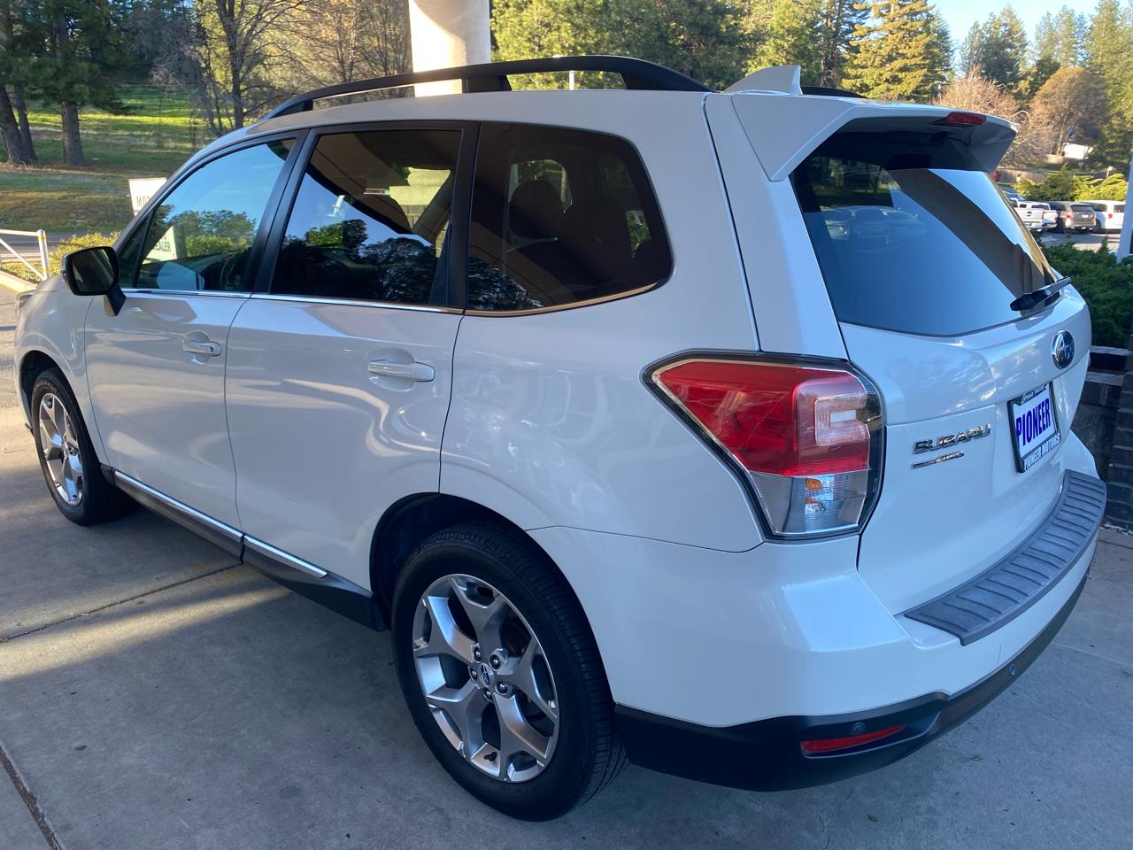 Subaru Forester 2.5i Touring CVT 2017