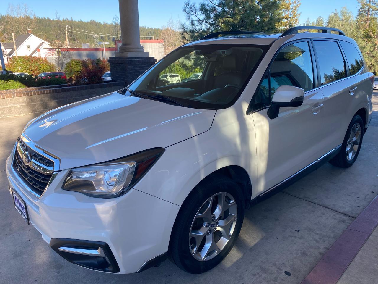 Subaru Forester 2.5i Touring CVT 2017