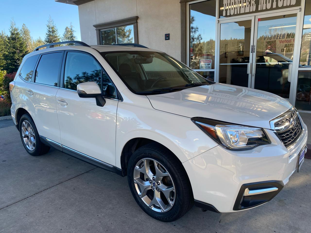Subaru Forester 2.5i Touring CVT 2017