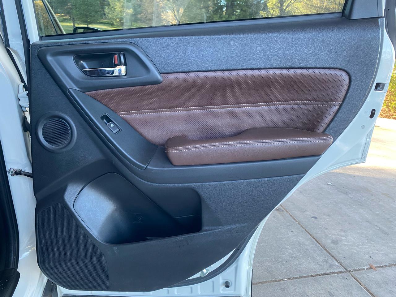 Subaru Forester 2.5i Touring CVT 2017