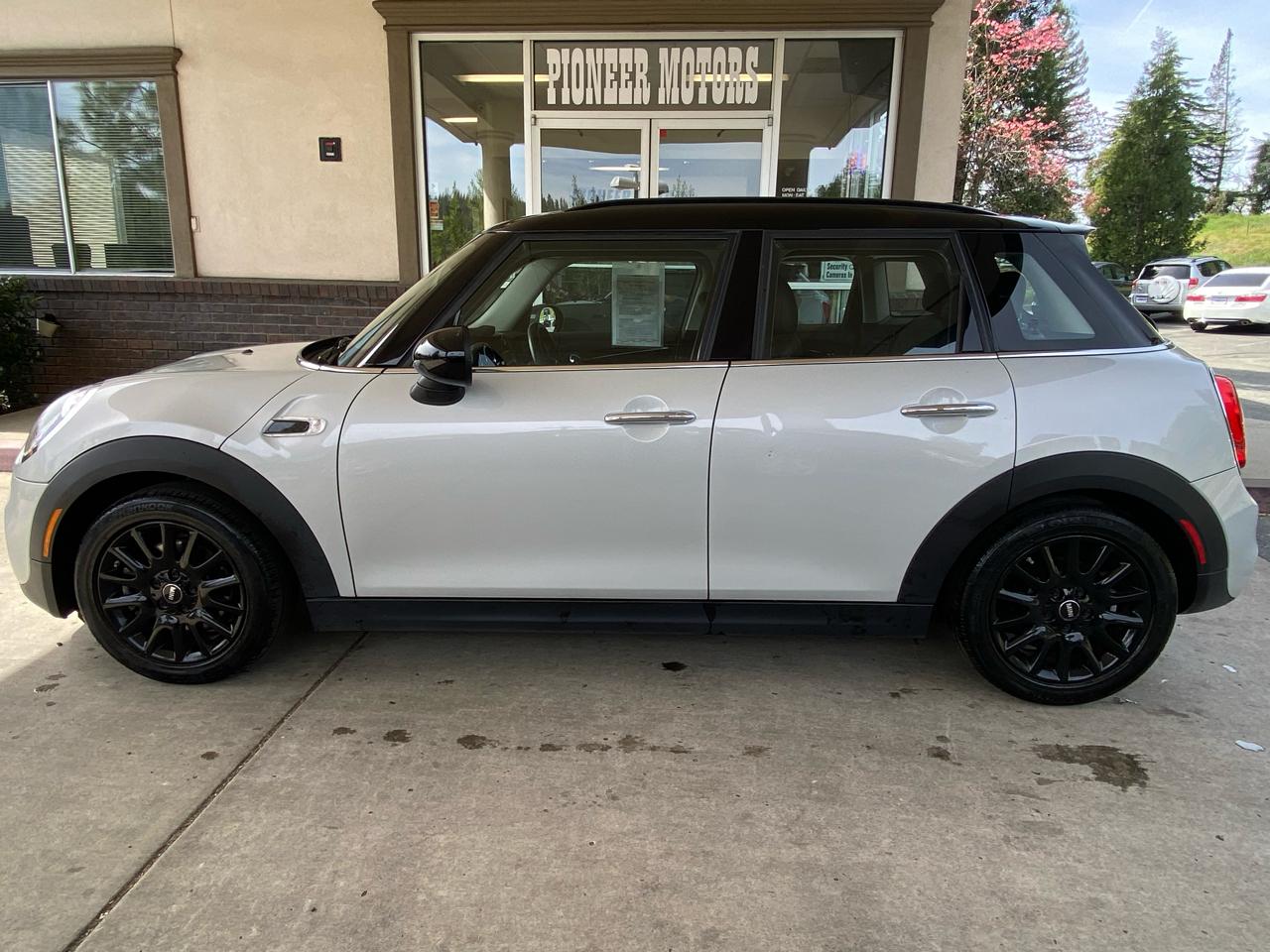 MINI Cooper Hardtop 4 Door 4dr HB S 2016