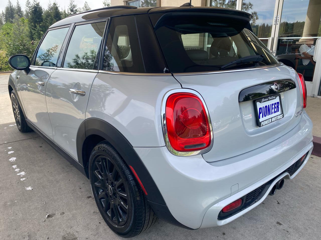 MINI Cooper Hardtop 4 Door 4dr HB S 2016