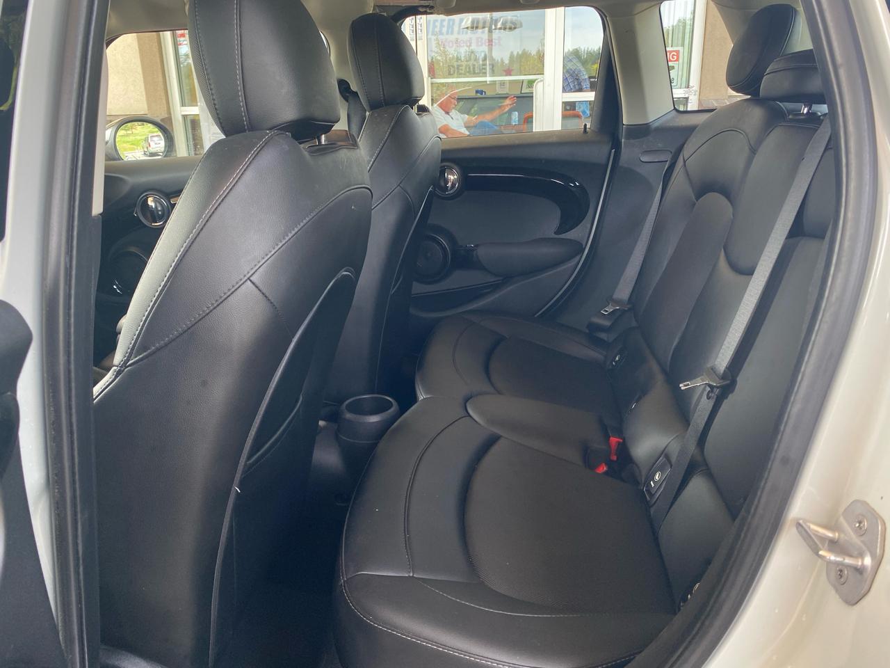 MINI Cooper Hardtop 4 Door 4dr HB S 2016