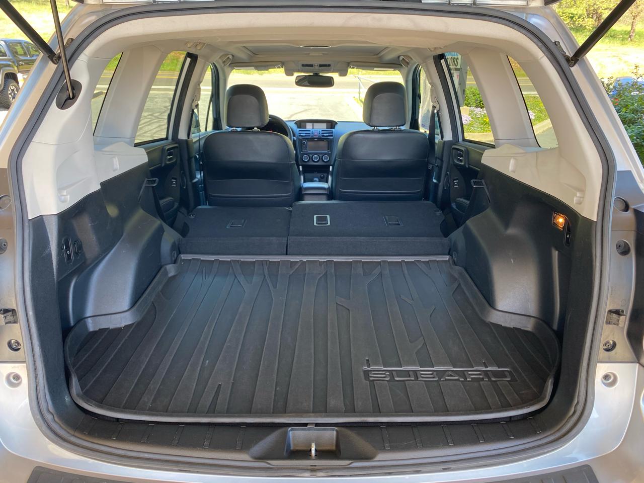 Subaru Forester 4dr CVT 2.5i Touring PZEV 2015