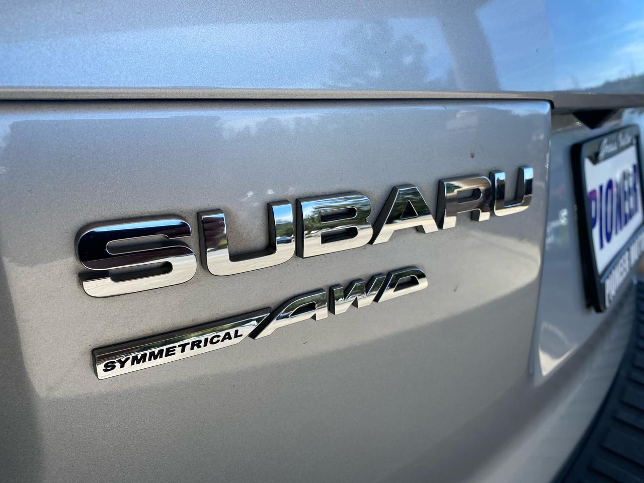 Subaru Forester 4dr CVT 2.5i Touring PZEV 2015