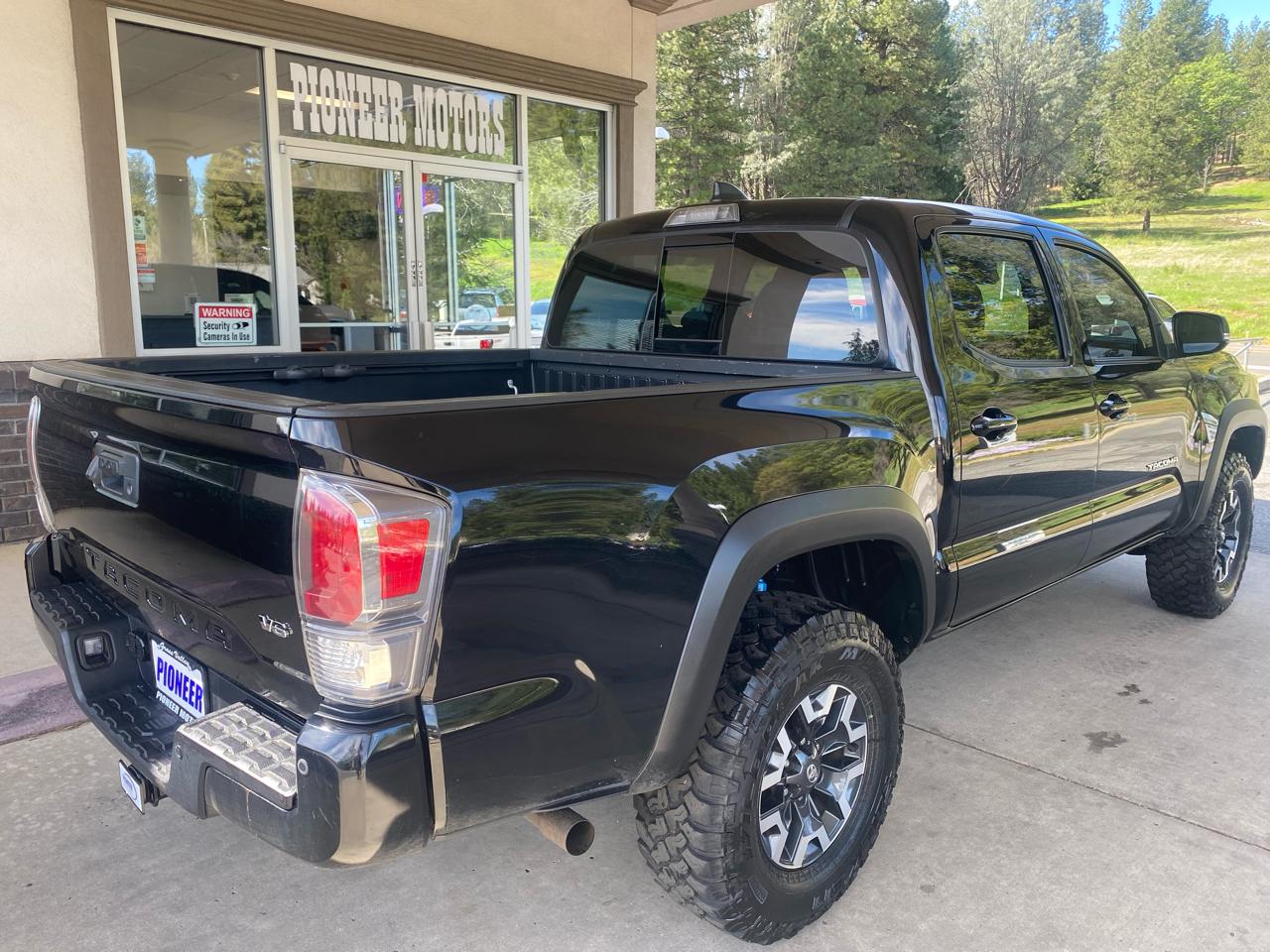 Toyota Tacoma 4WD TRD Off Road Double Cab 5' Bed V6 AT (Natl) 2022