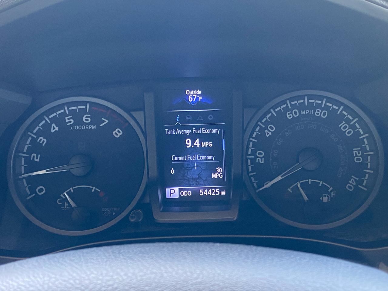 Toyota Tacoma 4WD TRD Off Road Double Cab 5' Bed V6 AT (Natl) 2022