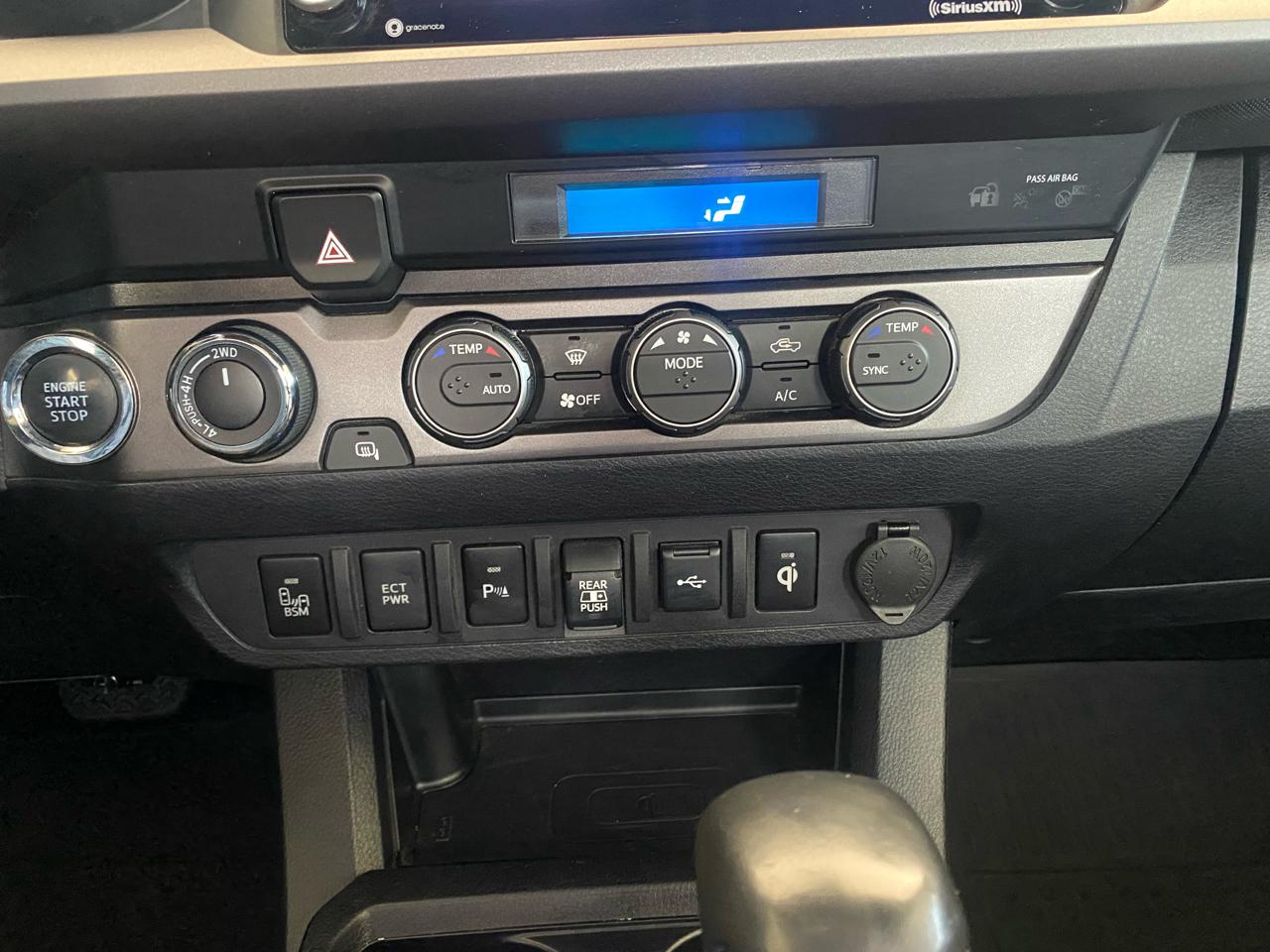 Toyota Tacoma 4WD TRD Off Road Double Cab 5' Bed V6 AT (Natl) 2022