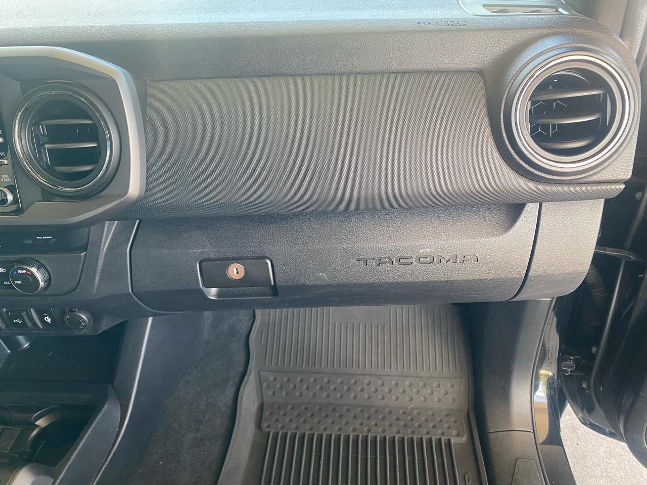 Toyota Tacoma 4WD TRD Off Road Double Cab 5' Bed V6 AT (Natl) 2022