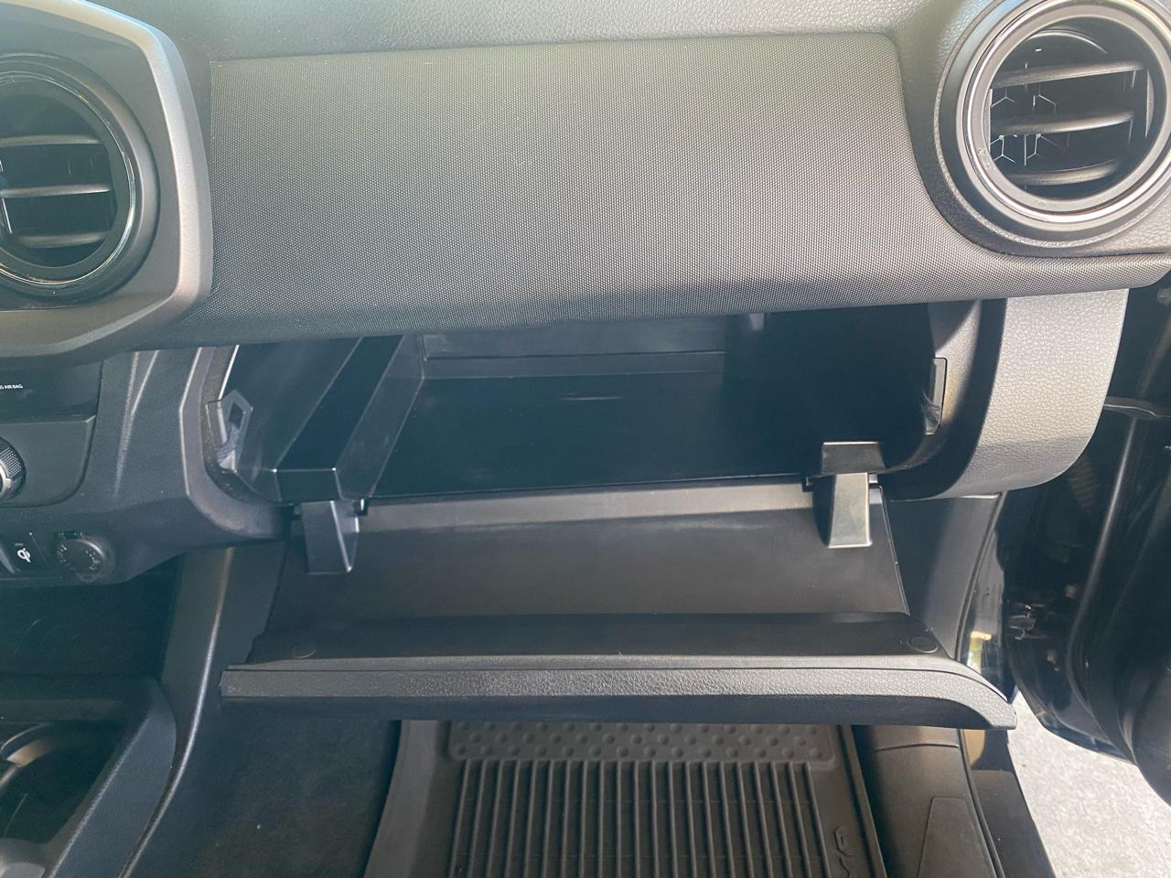 Toyota Tacoma 4WD TRD Off Road Double Cab 5' Bed V6 AT (Natl) 2022