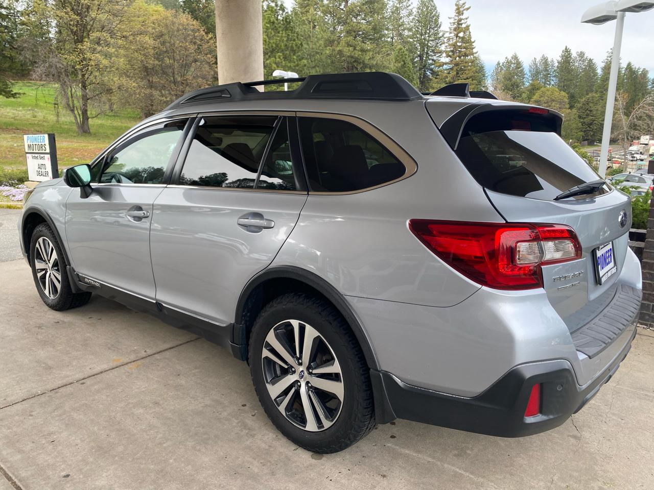 Subaru Outback 2.5i Limited 2019