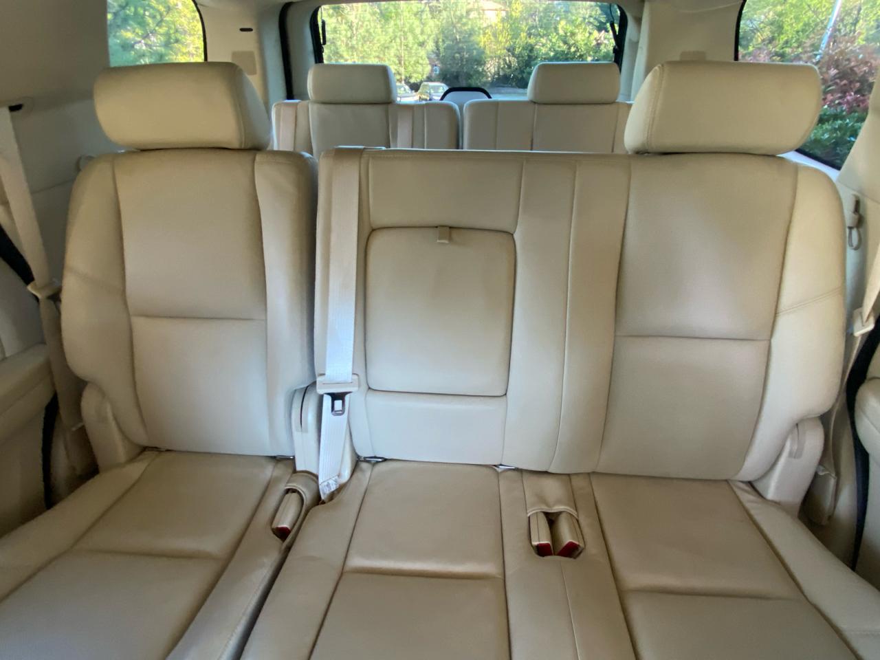 Cadillac Escalade AWD 4dr 2007