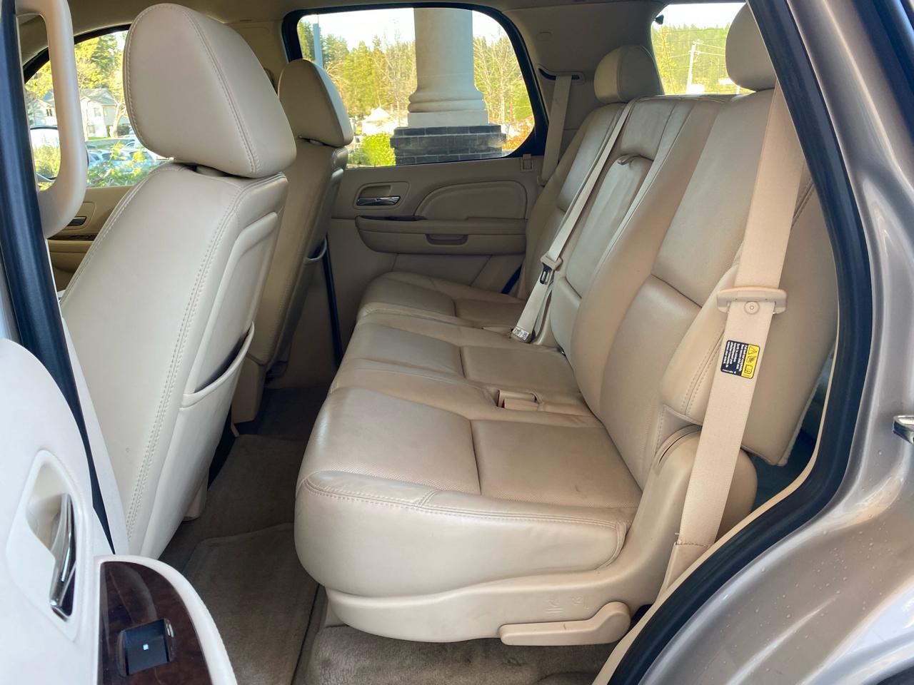 Cadillac Escalade AWD 4dr 2007