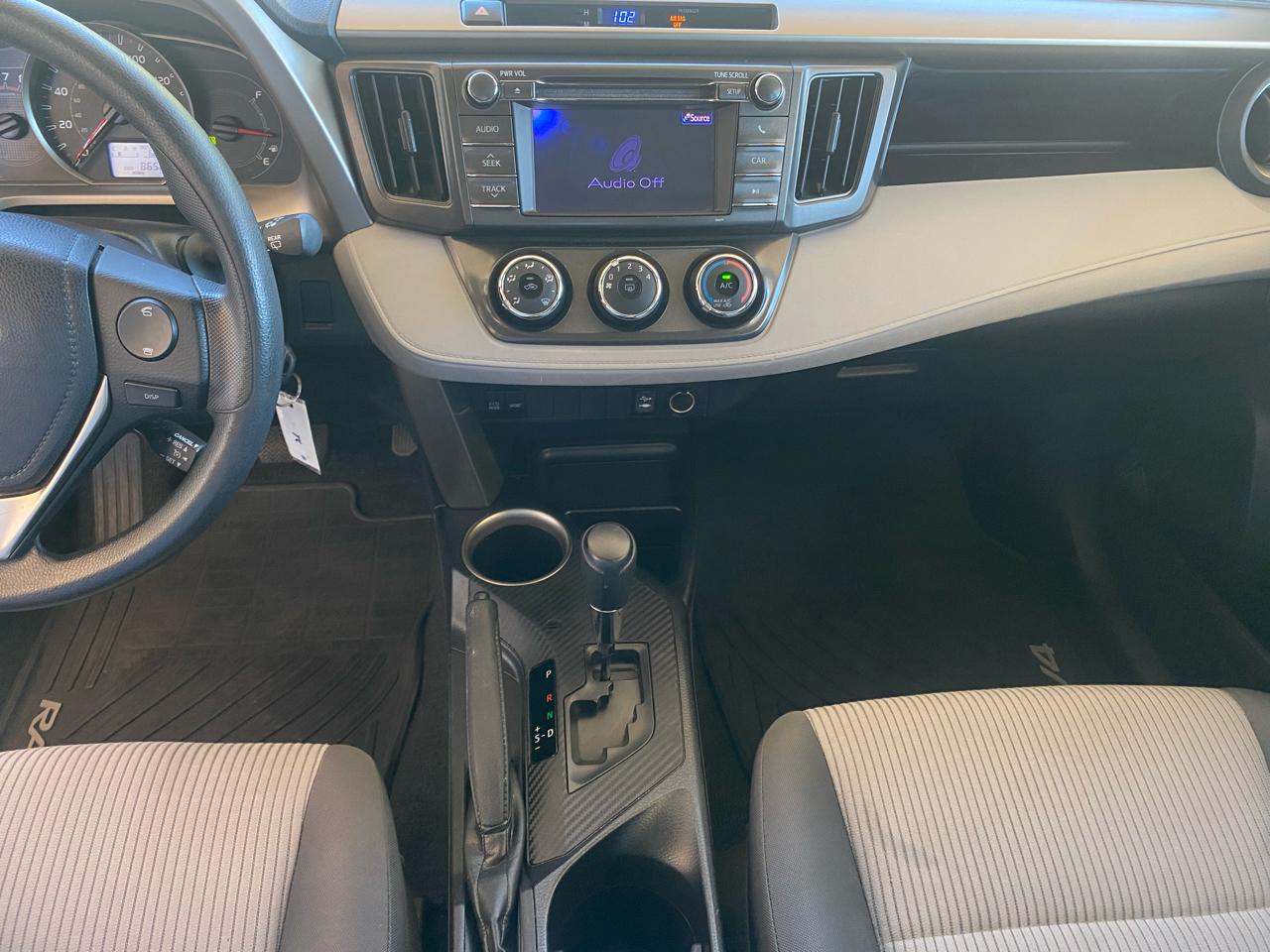 Toyota RAV4 AWD 4dr LE (Natl) 2013