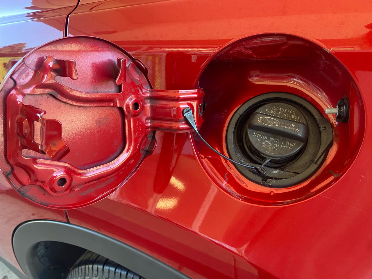 Toyota RAV4 AWD 4dr LE (Natl) 2013