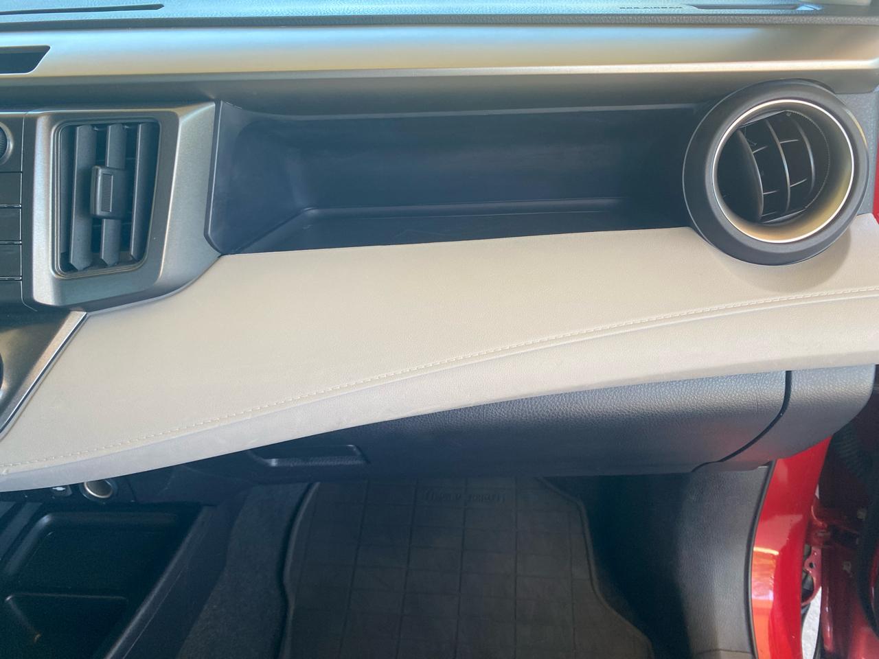 Toyota RAV4 AWD 4dr LE (Natl) 2013