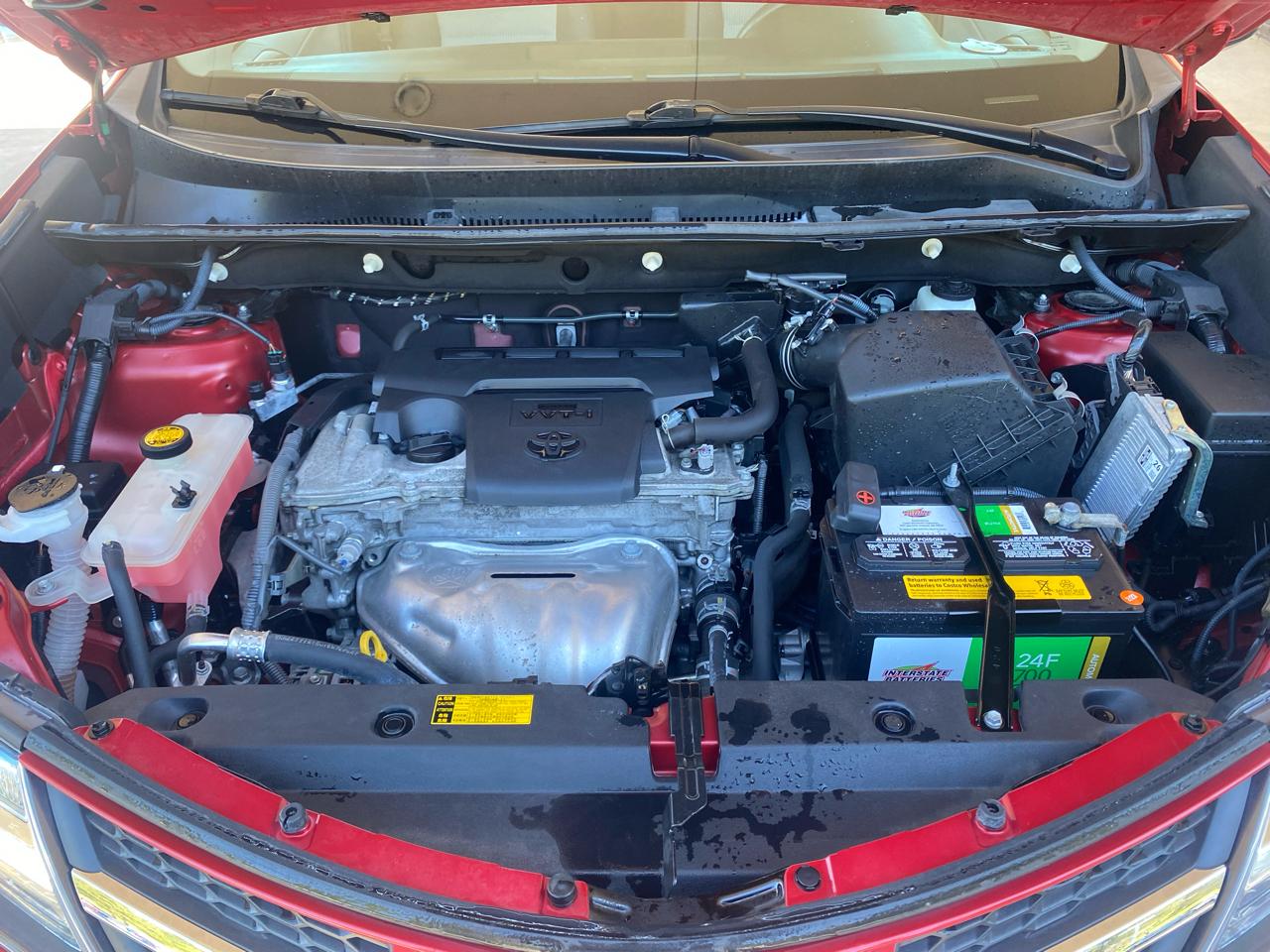 Toyota RAV4 AWD 4dr LE (Natl) 2013