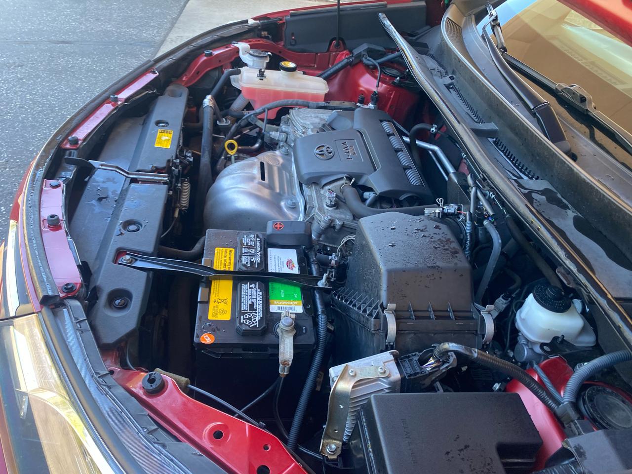 Toyota RAV4 AWD 4dr LE (Natl) 2013