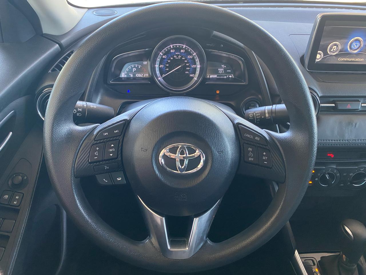 Toyota Yaris iA Auto (Natl) 2017