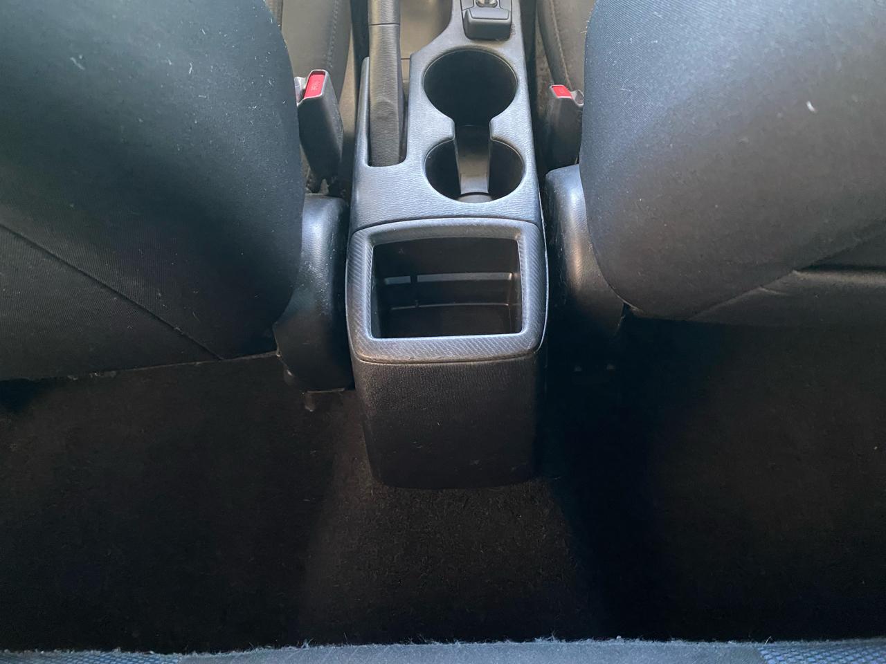 Toyota Yaris iA Auto (Natl) 2017