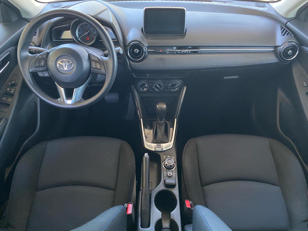 Toyota Yaris iA Auto (Natl) 2017