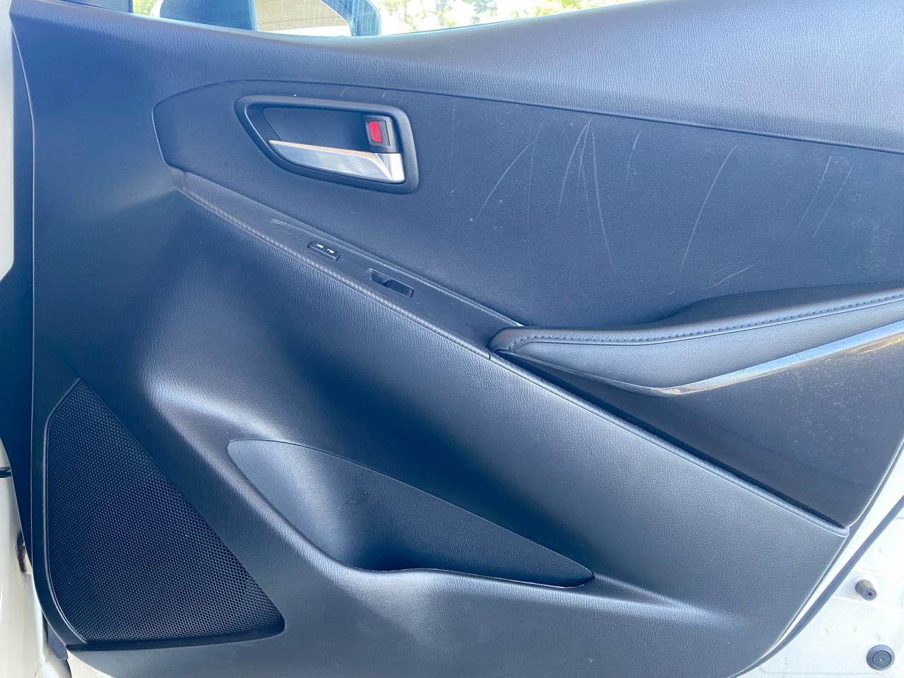 Toyota Yaris iA Auto (Natl) 2017