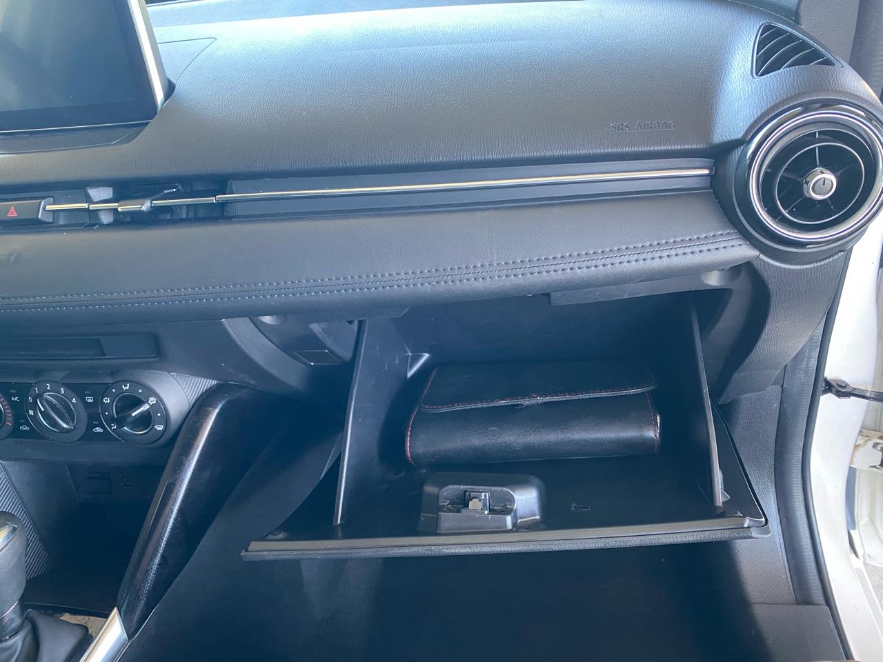 Toyota Yaris iA Auto (Natl) 2017