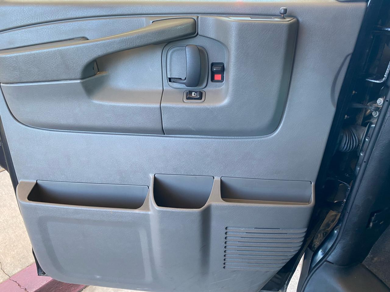 Chevrolet Express Cargo Van 1500 135" WB YF7 Upfitter 2008