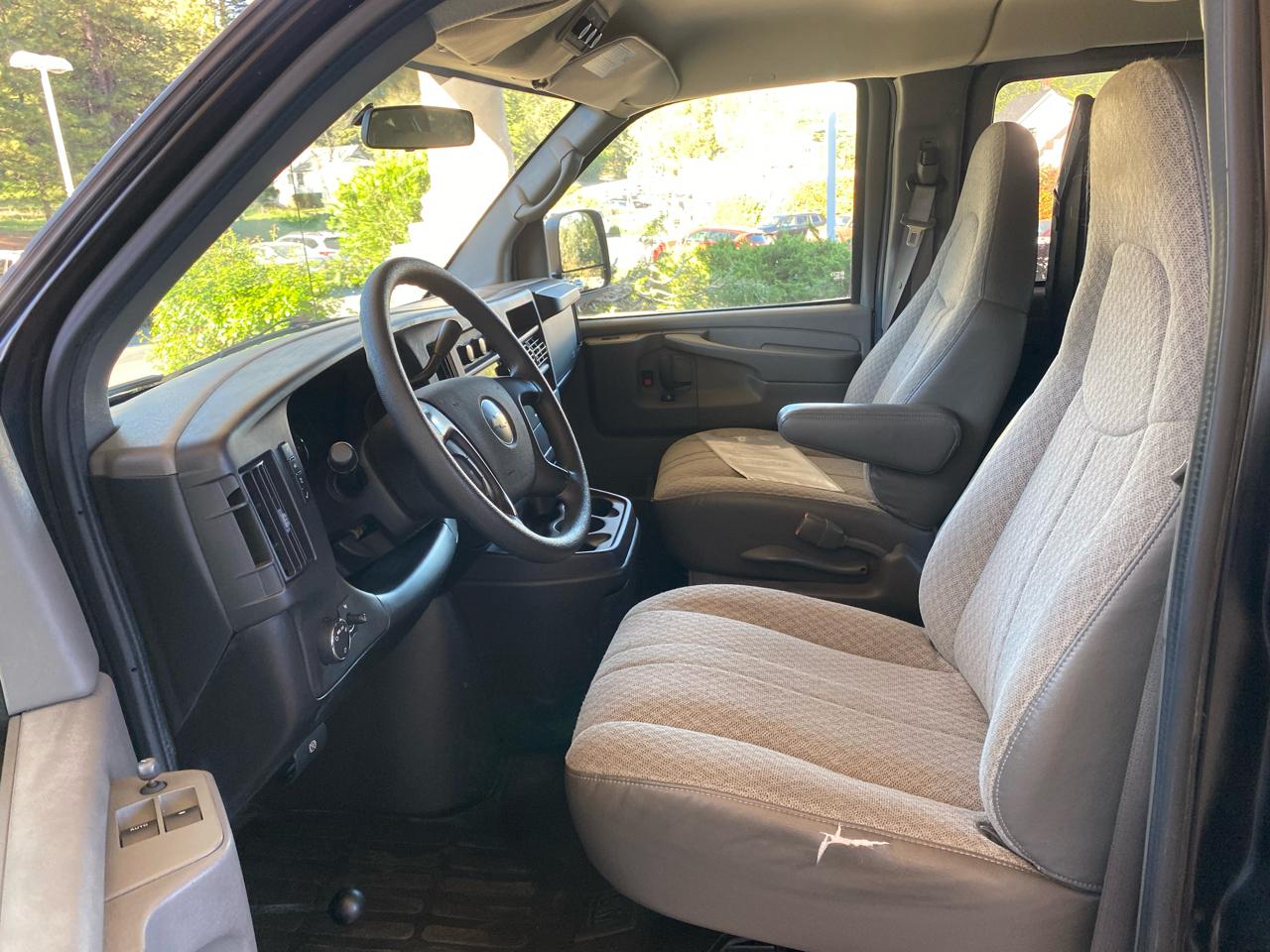 Chevrolet Express Cargo Van 1500 135" WB YF7 Upfitter 2008