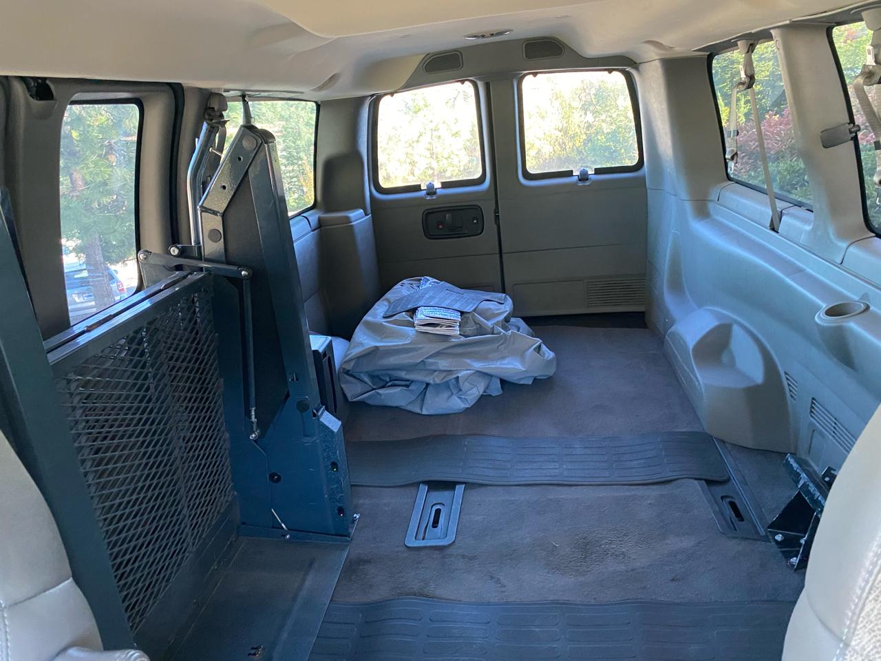 Chevrolet Express Cargo Van 1500 135" WB YF7 Upfitter 2008