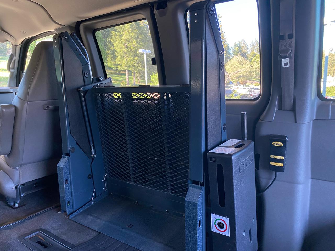 Chevrolet Express Cargo Van 1500 135" WB YF7 Upfitter 2008