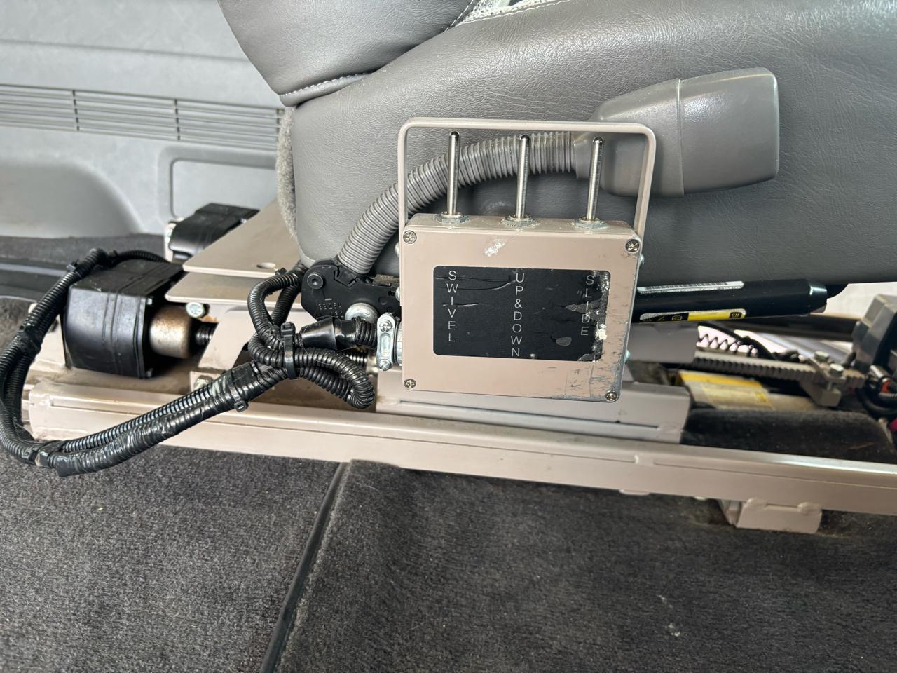 Chevrolet Express Cargo Van 1500 135" WB YF7 Upfitter 2008