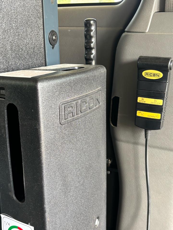 Chevrolet Express Cargo Van 1500 135" WB YF7 Upfitter 2008