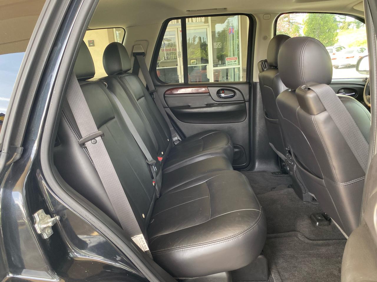 GMC Envoy 4WD 4dr Denali 2008