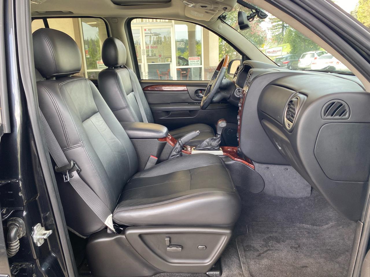 GMC Envoy 4WD 4dr Denali 2008