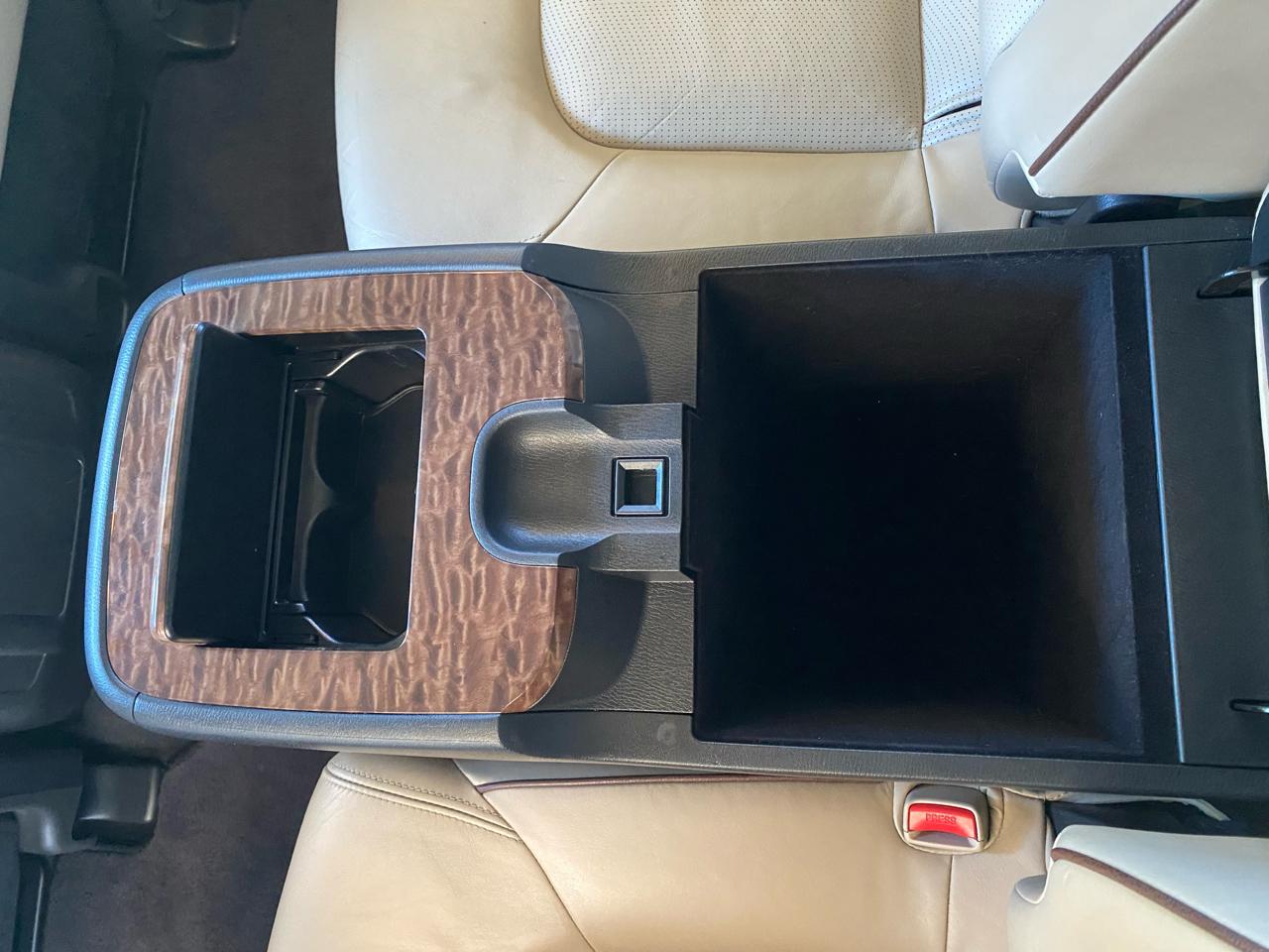 Nissan Armada 4x4 Platinum 2017