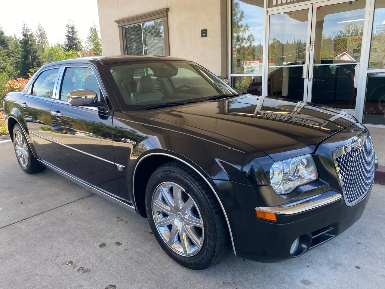 Chrysler 300 4dr Sdn 300C RWD 2007