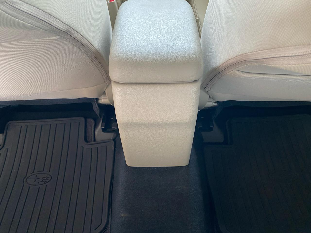 Subaru XV Crosstrek 5dr Auto 2.0i Premium 2014