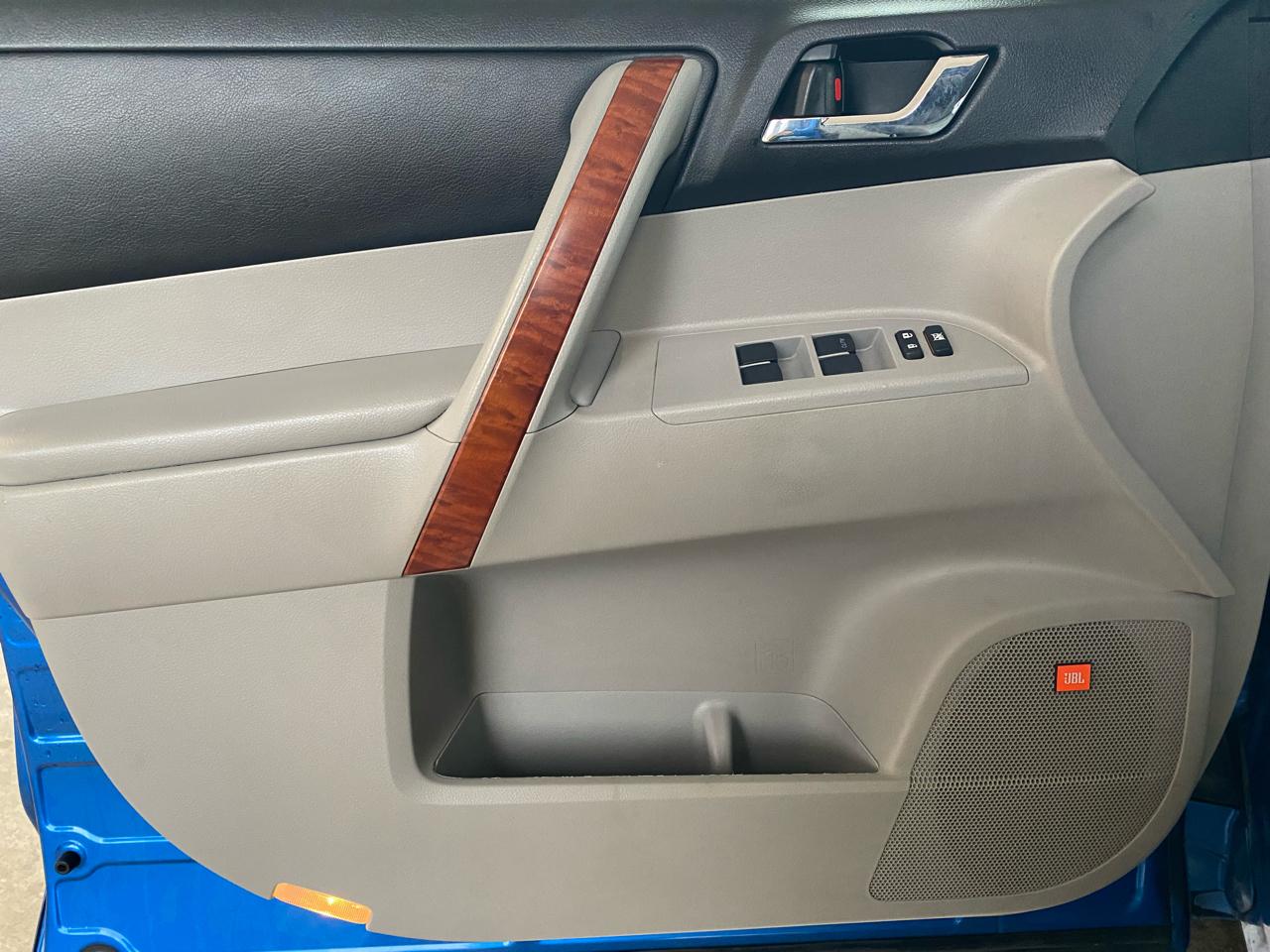 Toyota Highlander  2008