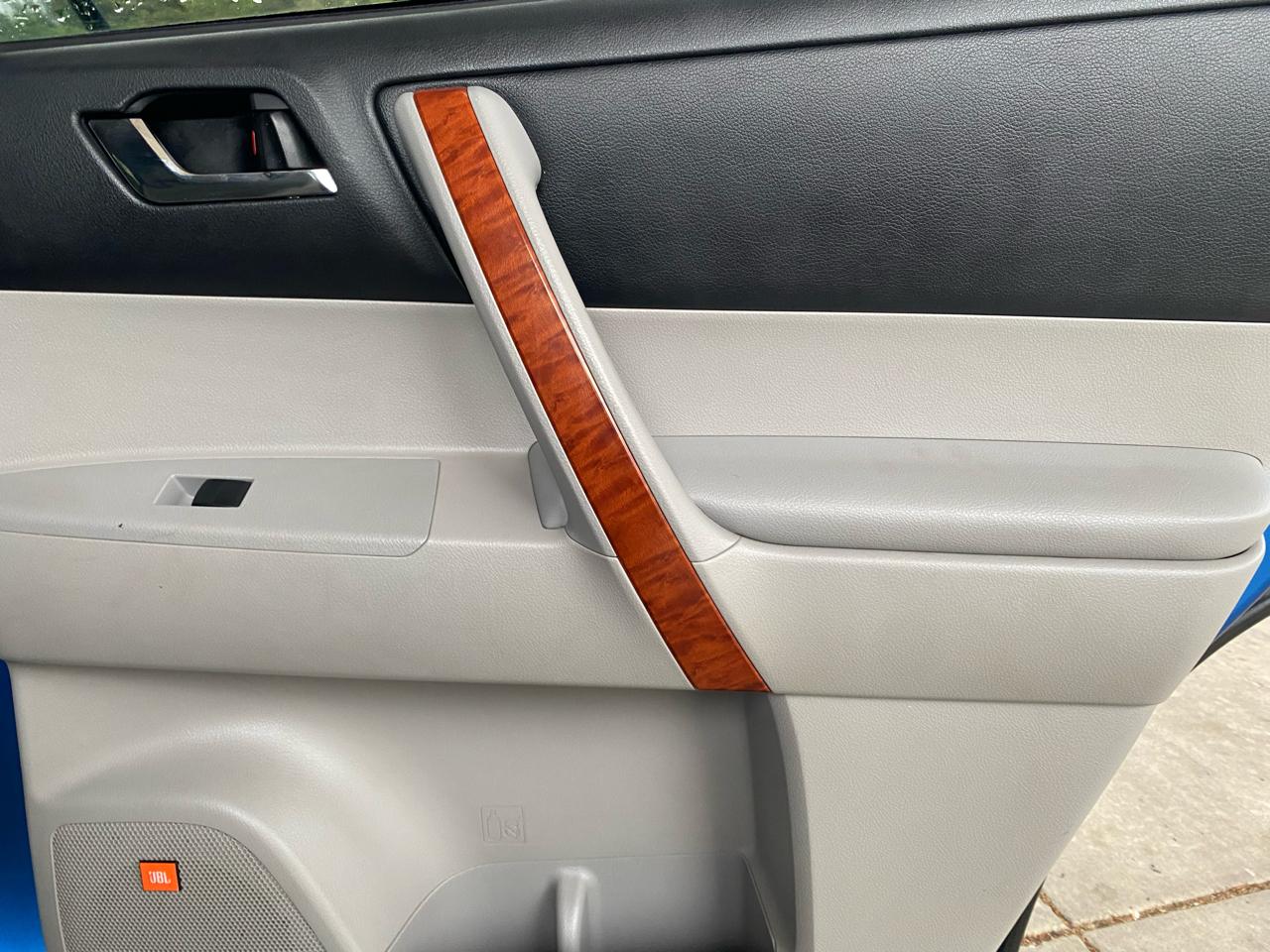 Toyota Highlander  2008