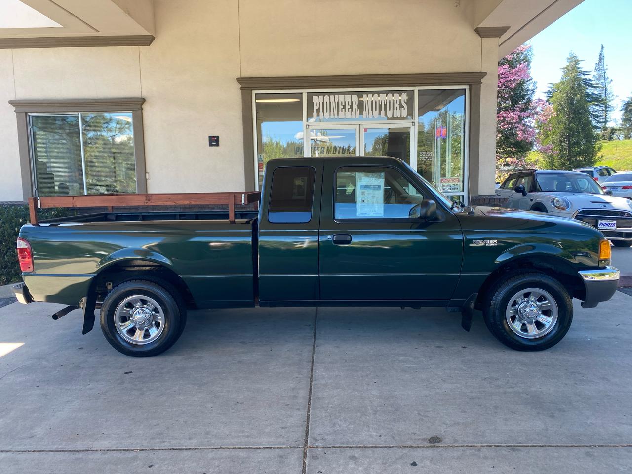 Ford Ranger 4dr Supercab 4.0L XLT Appearance 2002