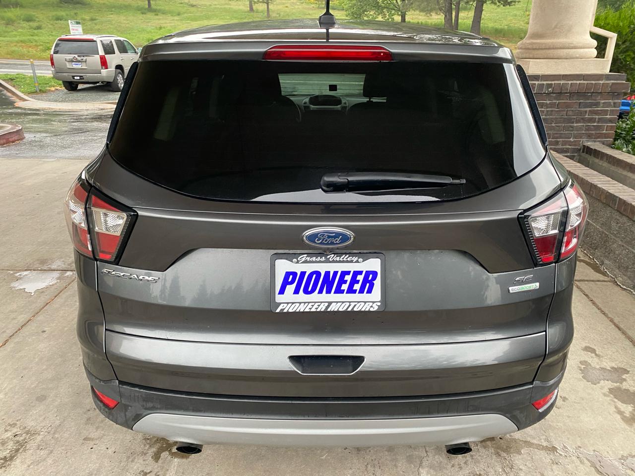 Ford Escape SE FWD 2017