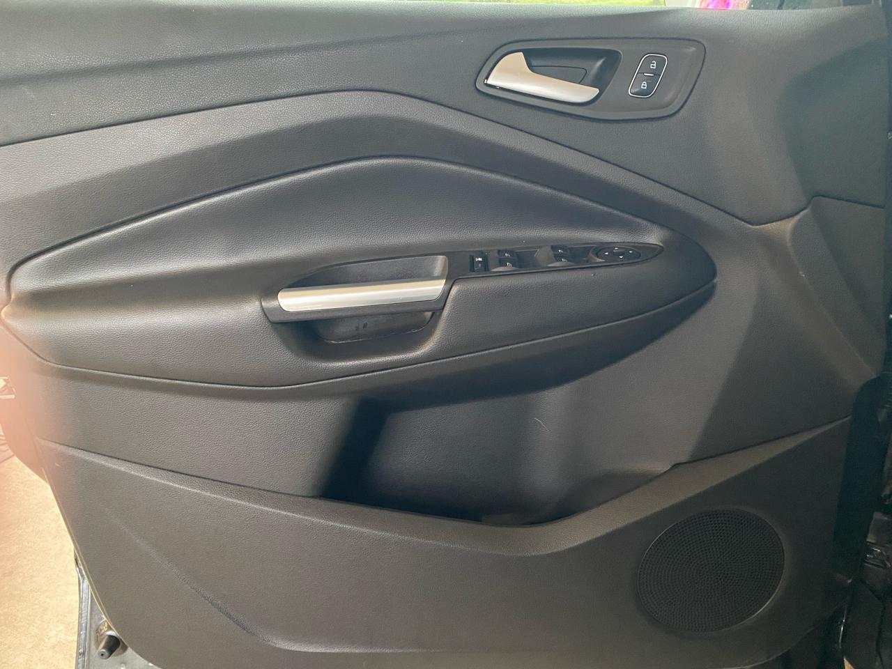 Ford Escape SE FWD 2017