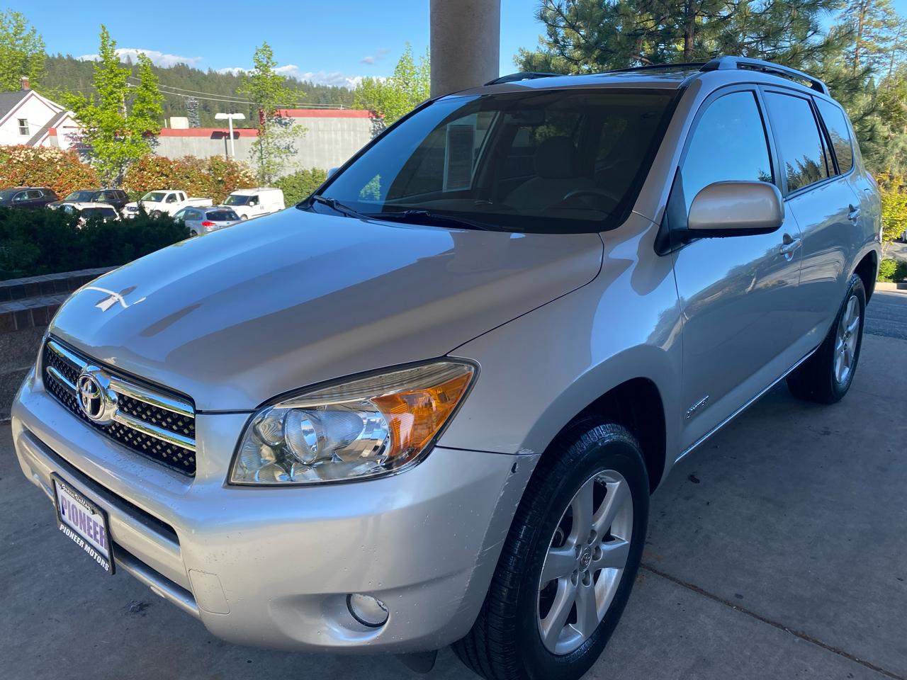 Toyota RAV4 Limited FWD 2007