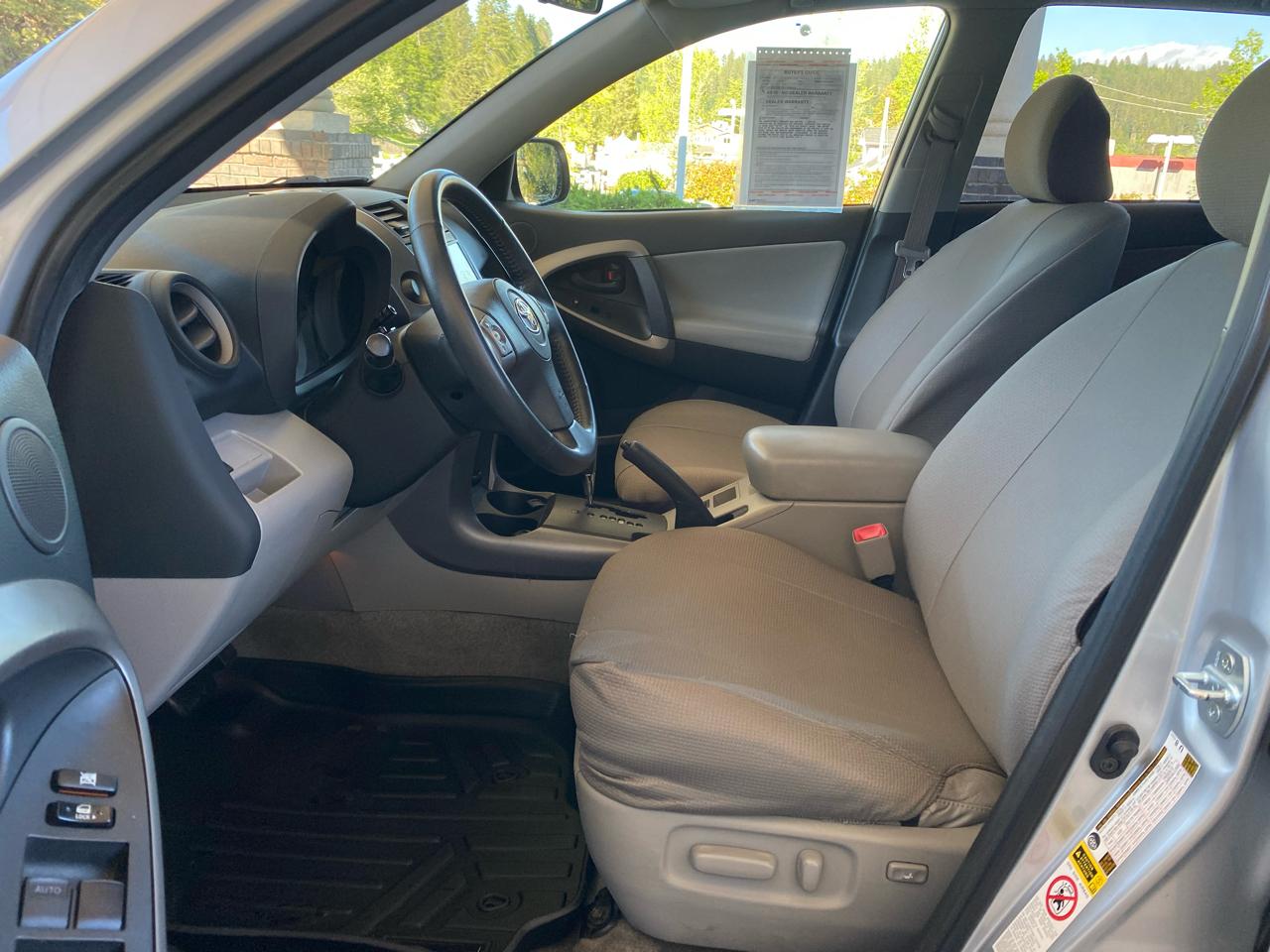 Toyota RAV4 Limited FWD 2007